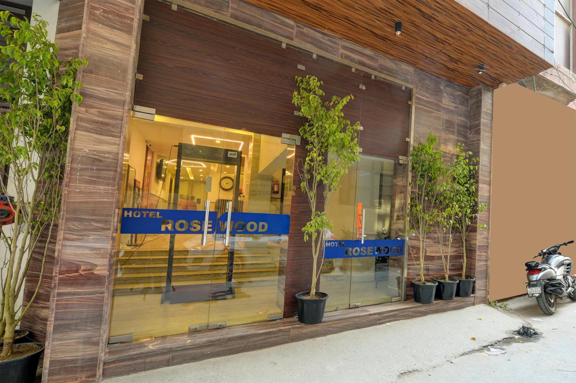 Rosewood Suites A Family Hotel Near Delhi Airport Nowe Delhi Zewnętrze zdjęcie